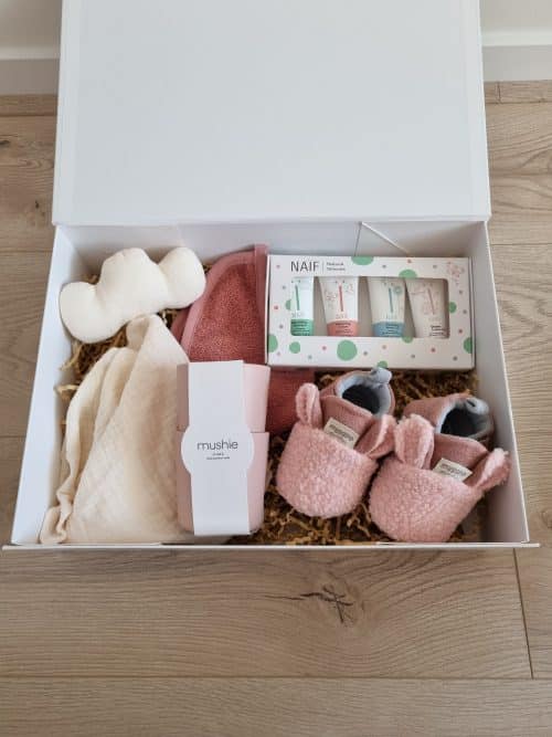 cadeaubox roze f kraamcadeau