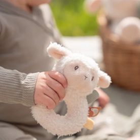 Zachte ringrammelaar schaap Little Farm - Afbeelding 2